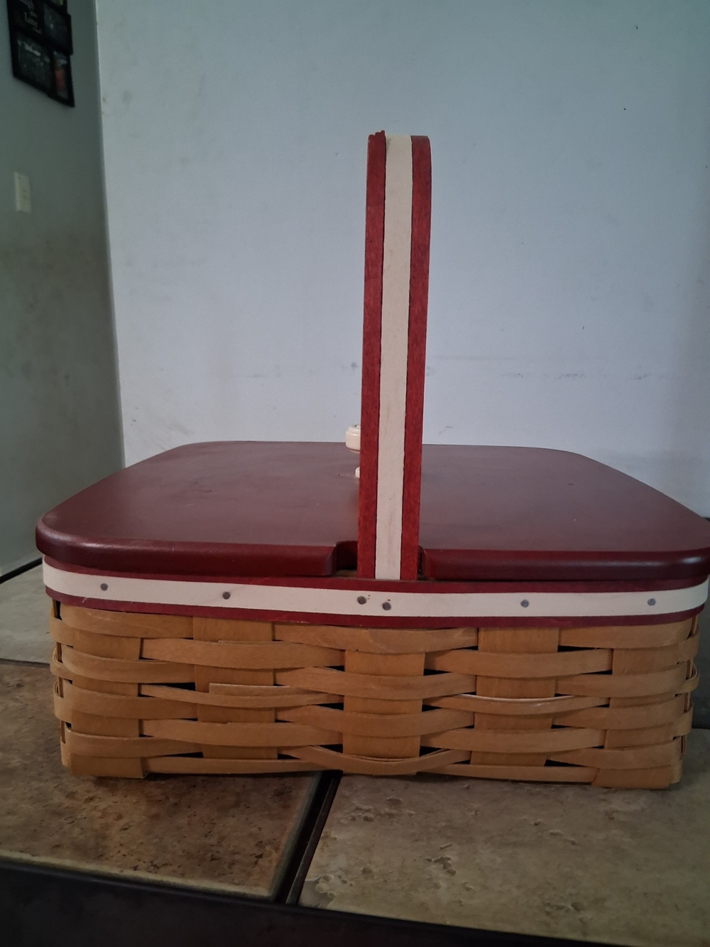Longaberger Snowflake Cookie Basket with Red Lid - Picture 4 of 10